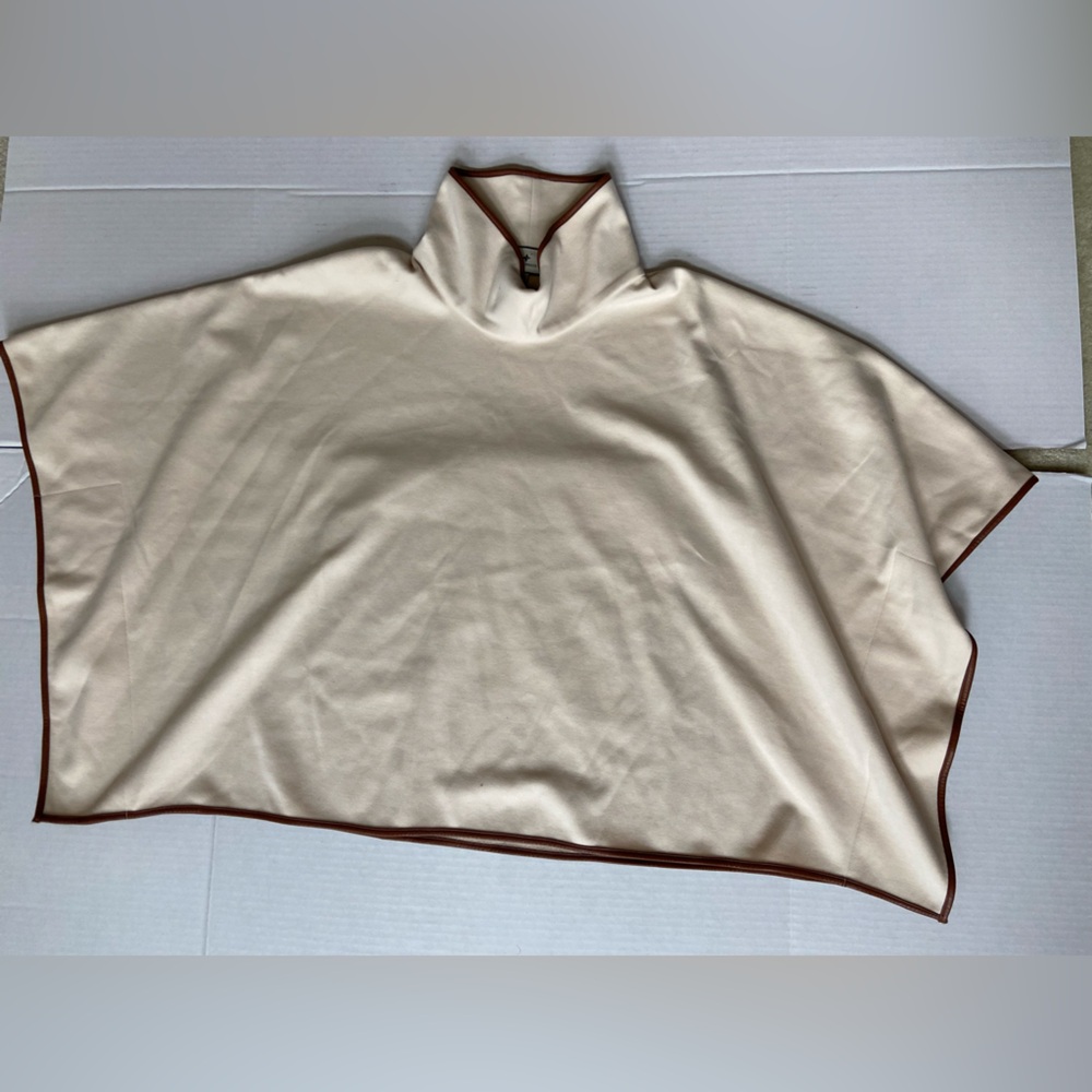 Tuckernuck Poncho Piper One Size Leather Trim Ivory Coat Spring Classic Preppy